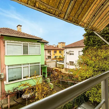 Quiet Near The Center By Flat Mаnager *