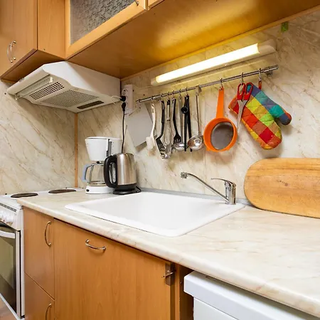 Quiet Near The Center By Flat Mаnager * プロヴディフ