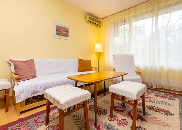 Quiet Near The Center By Flat Mаnager 公寓 *